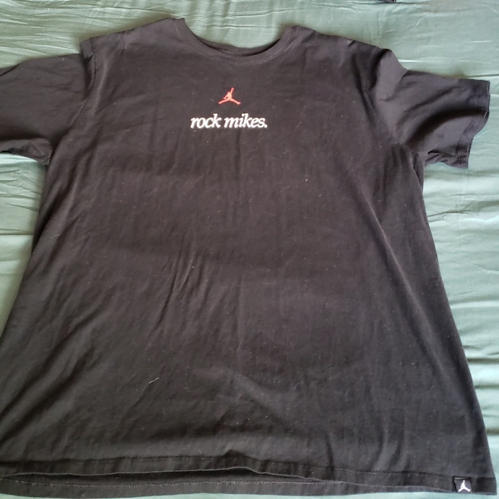 Black Air Jordan Tshirt